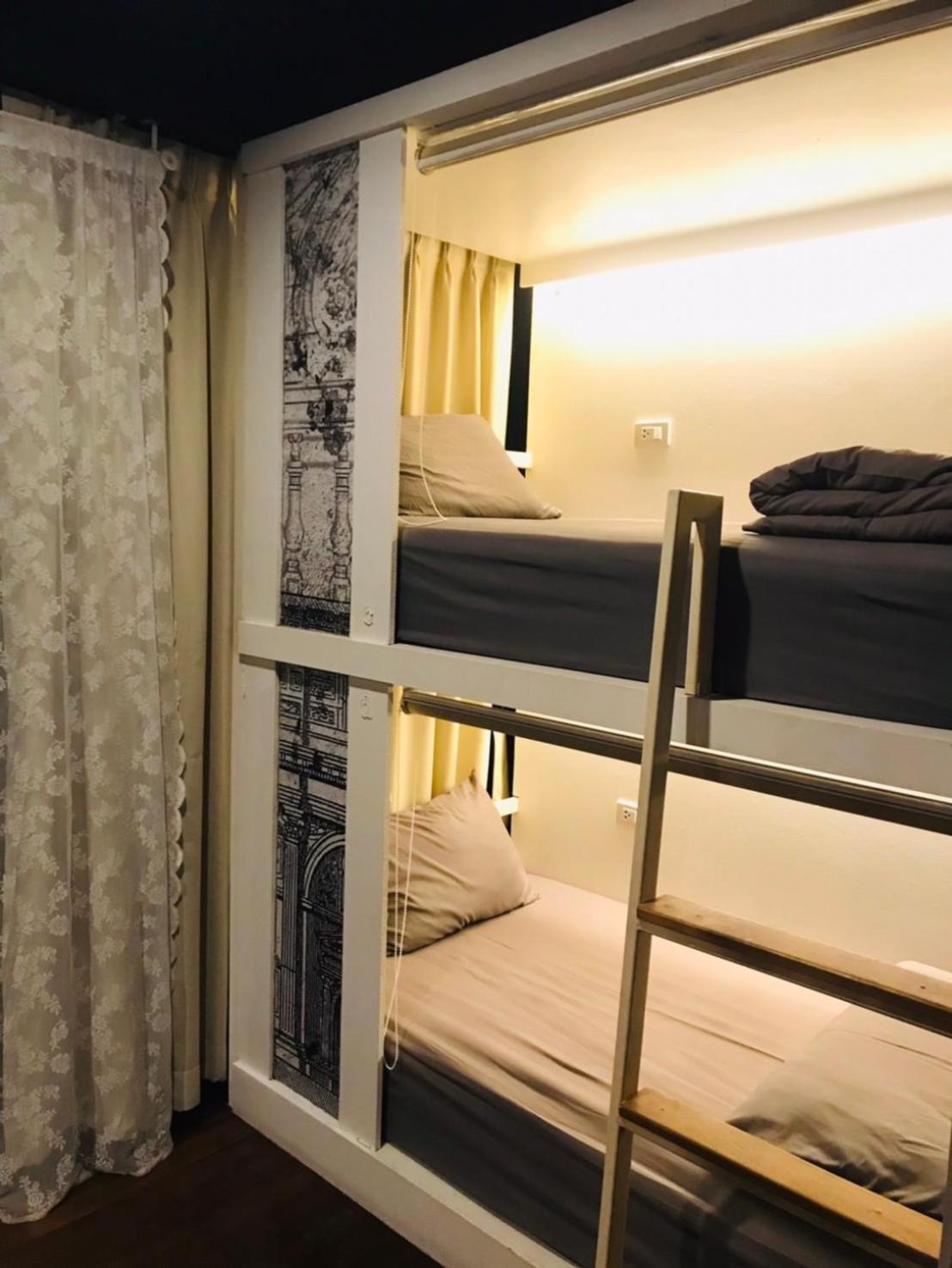 Shade House - Phuket Downtown Hostel Екстериор снимка