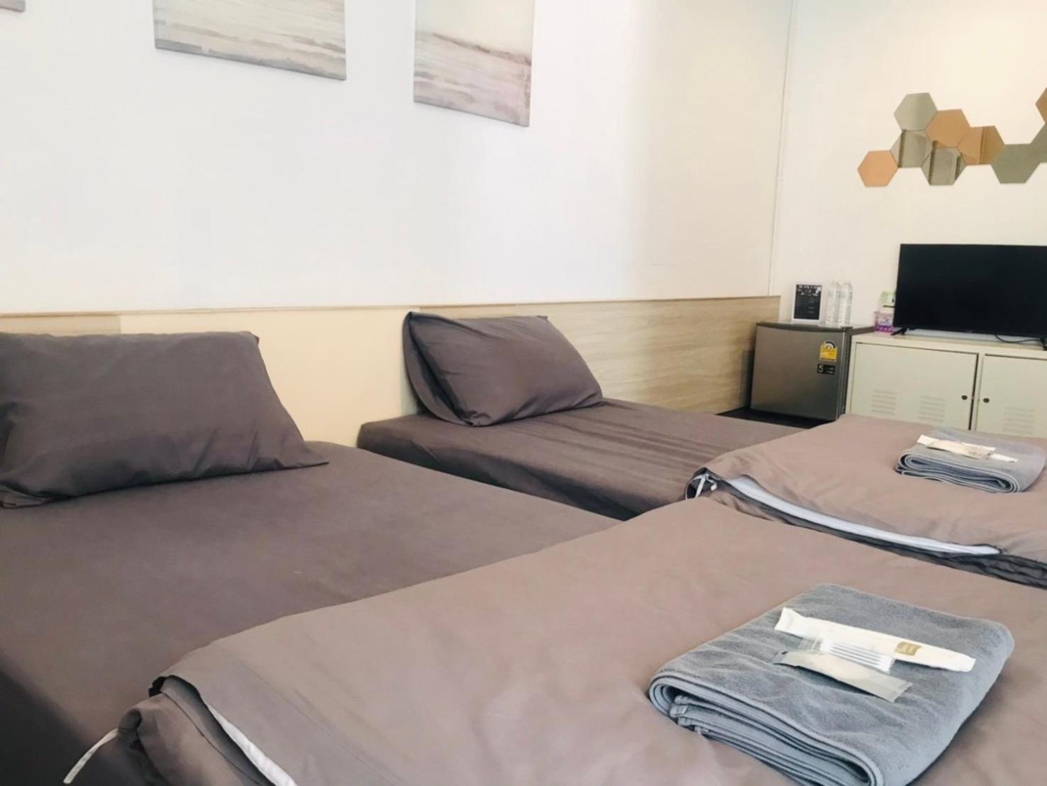 Shade House - Phuket Downtown Hostel Екстериор снимка