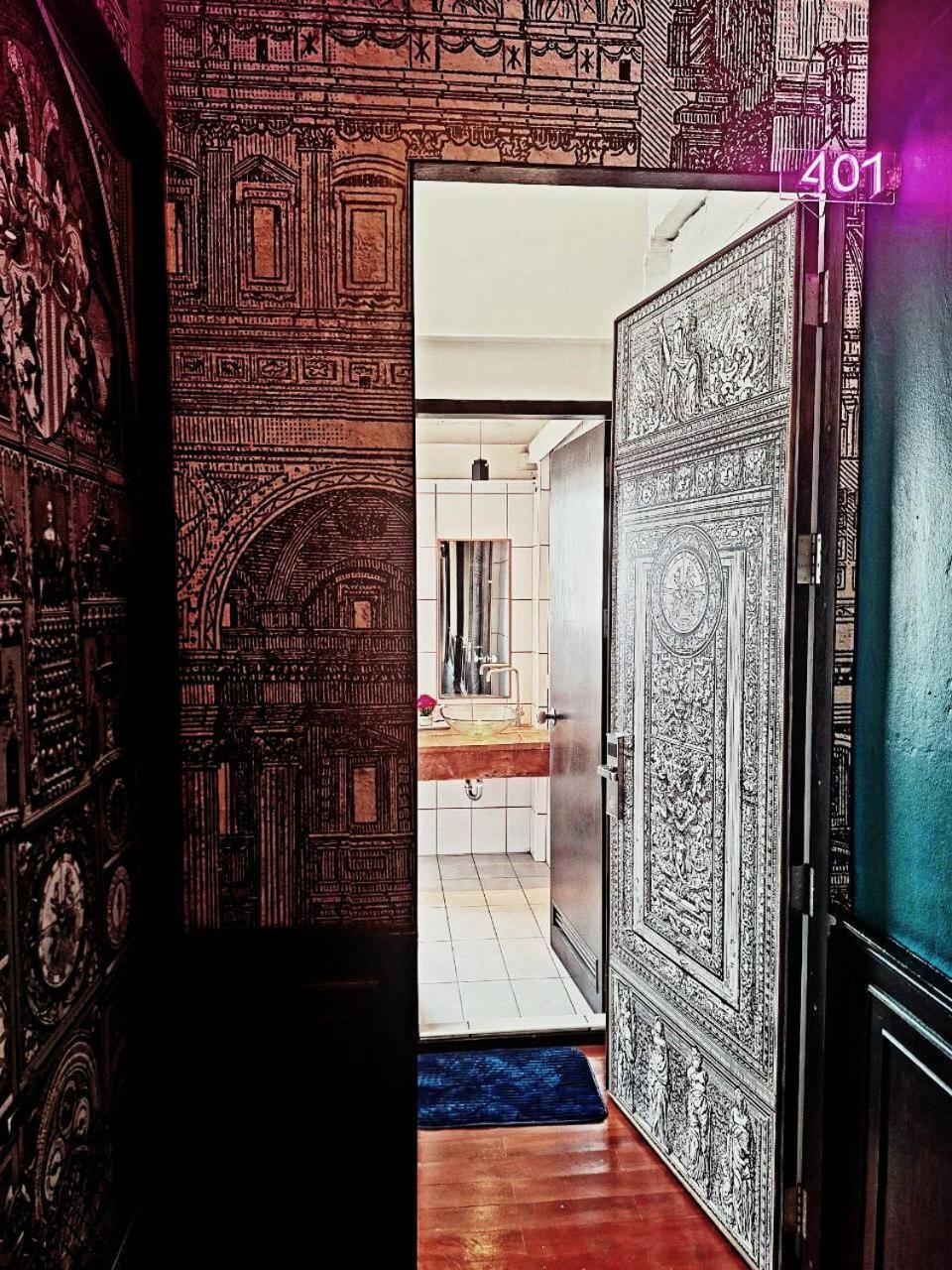 Shade House - Phuket Downtown Hostel Екстериор снимка
