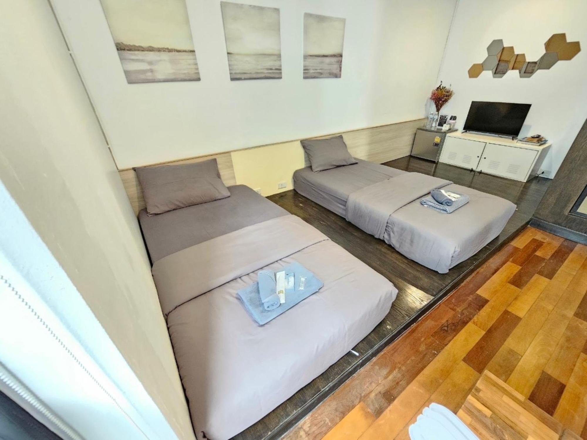 Shade House - Phuket Downtown Hostel Стая снимка