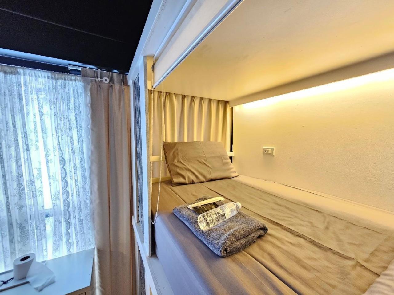 Shade House - Phuket Downtown Hostel Стая снимка