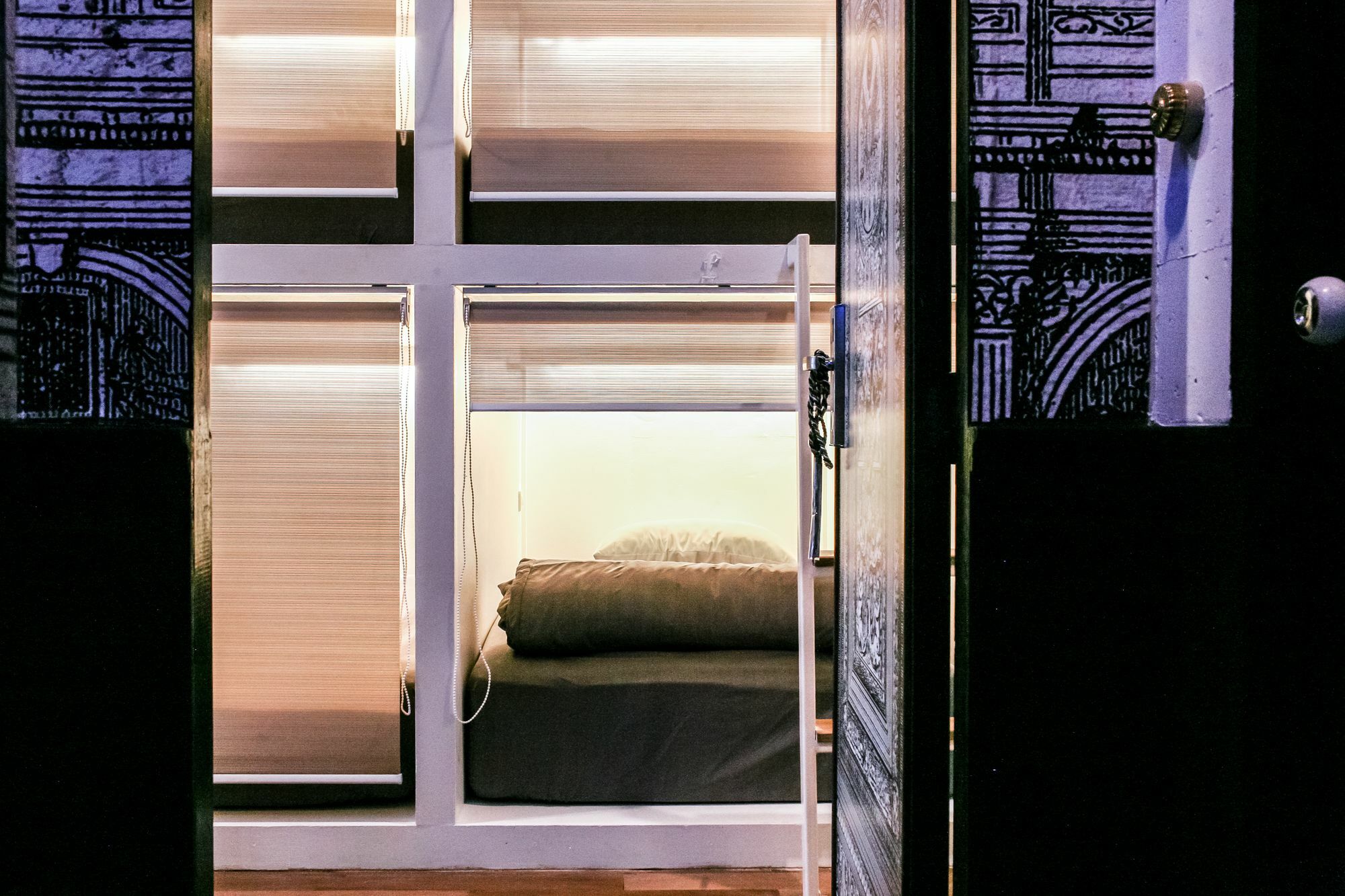 Shade House - Phuket Downtown Hostel Екстериор снимка